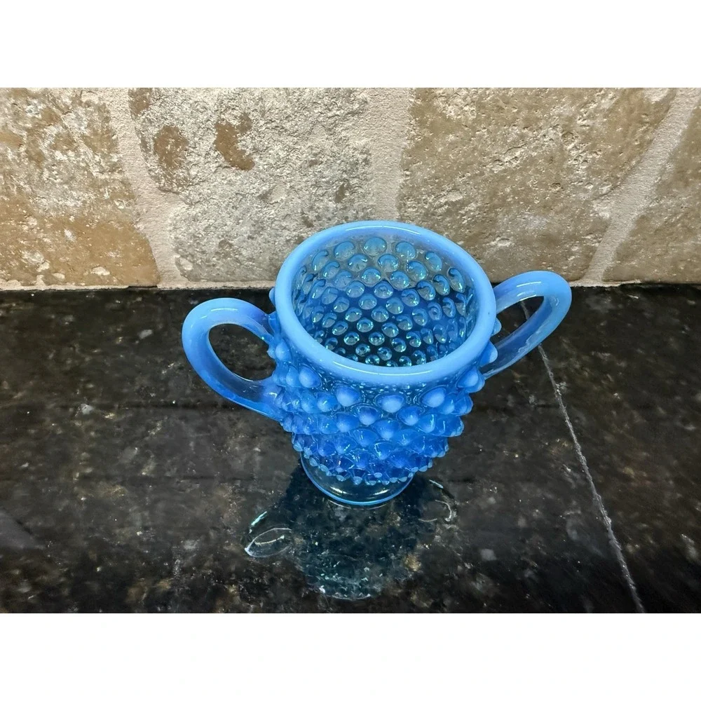Fenton Blue Opalescent Art Glass‎ Hobnail Sugar Bowl 3.25